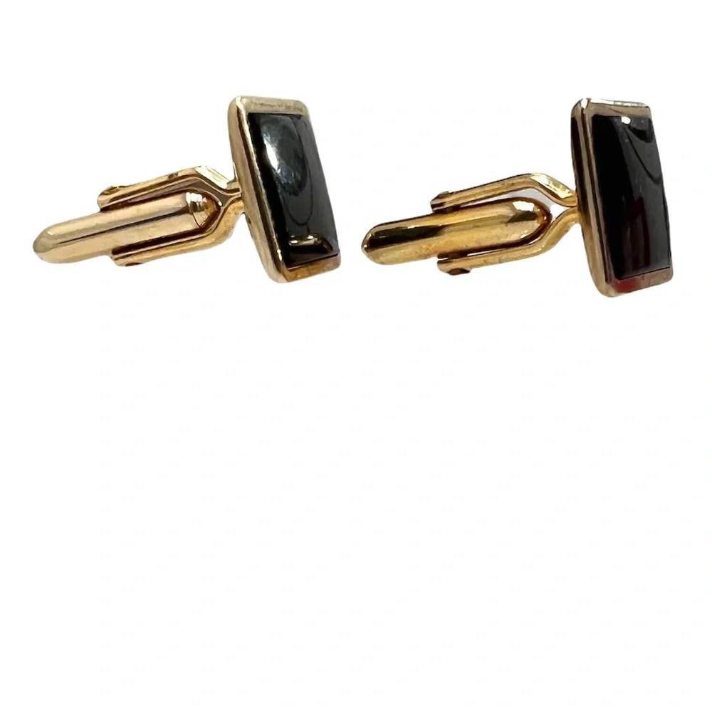 VINTAGE SWANK GOLD TONE & BLACK ENAMEL SQUARE CUFFLINKS & SHIRT STUDS